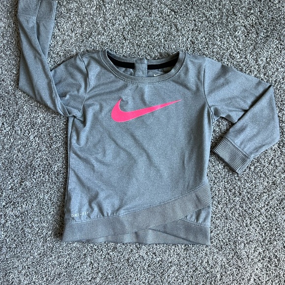 Nike Dri-Fit Bundle - Picture 5 of 7